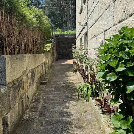 Acogedor Con Jardin 格罗韦